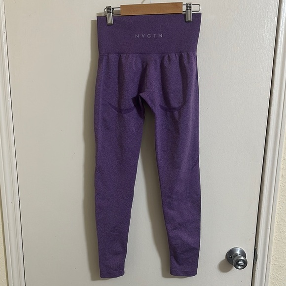 EUC NVGTN Purple Athletic Compression Leggings Small - Picture 1 of 4